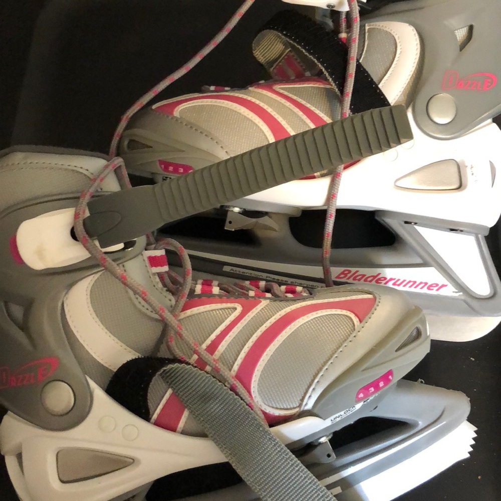 Kids ice skates